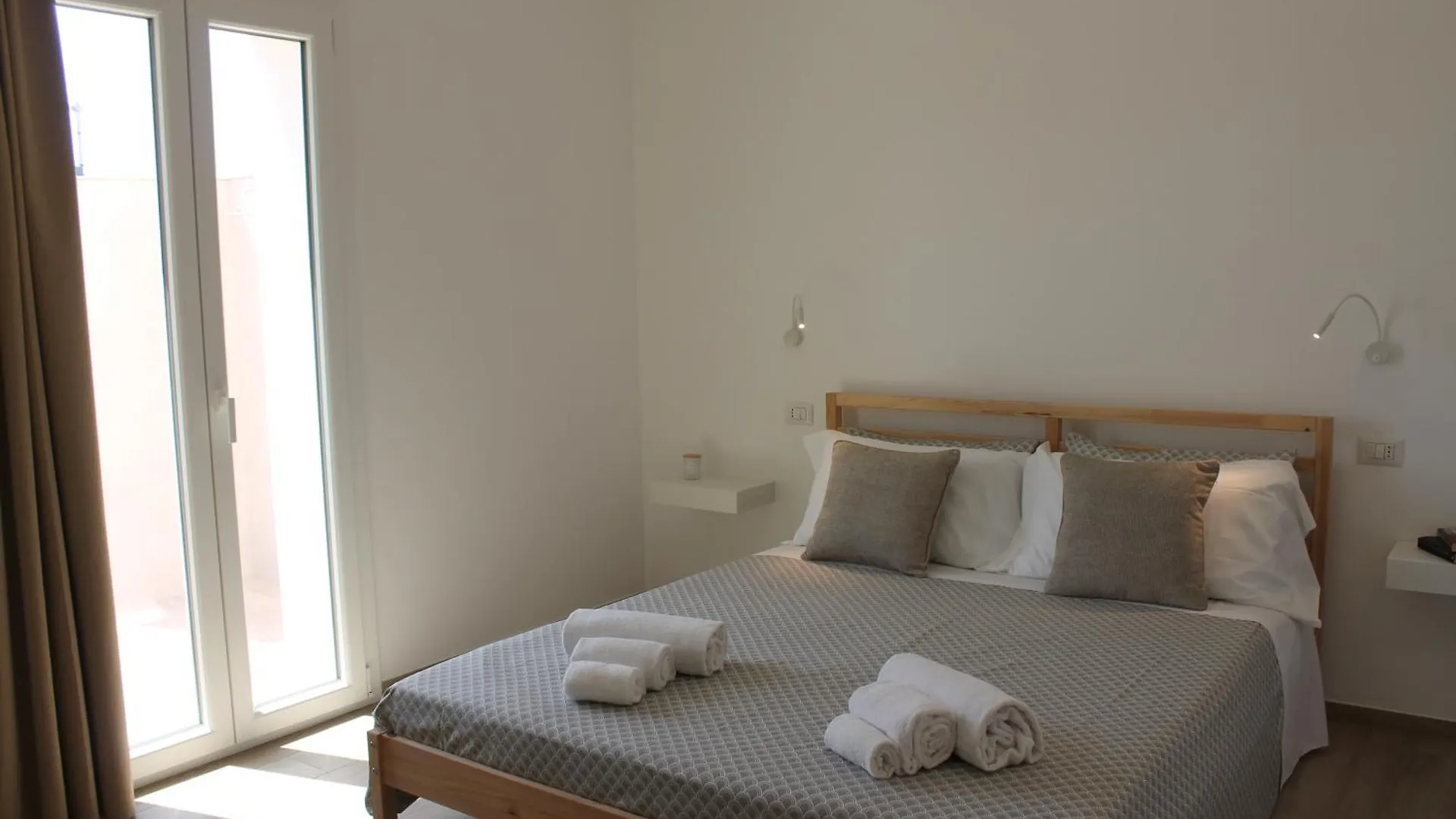 Zannafondo Villas Punta Secca Itálie